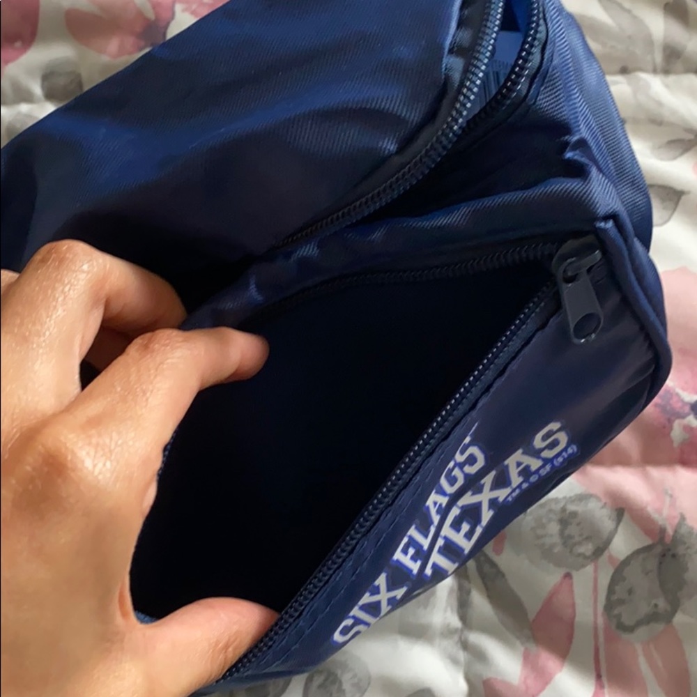 Fanny Pack - Picture 3 of 7